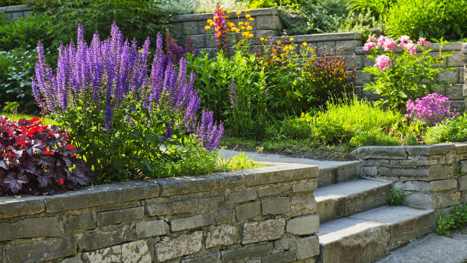 landscaping ideas for small backyards